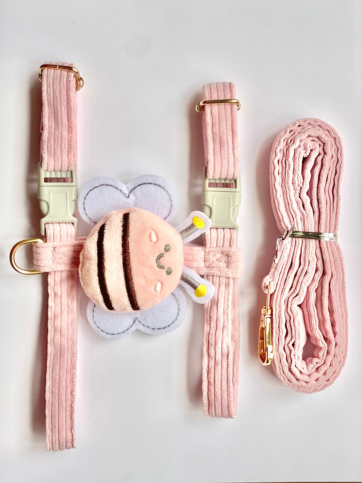 Buzzin Lil' Bumblebeez - Leash & Harness Set
